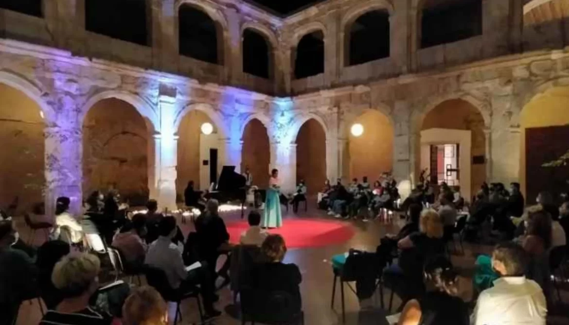 Cuatro sopranos, dos barítonos, una mezzo-soprano y una soprano lírica, actuarán en la Gala Final del X » Un Futuro DEARTE»