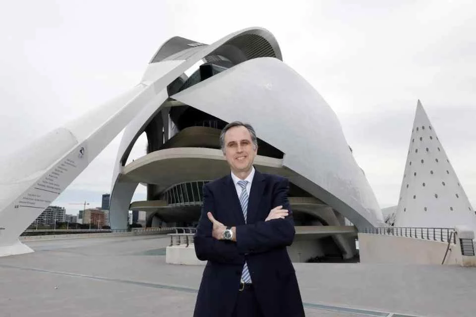 PABLO FONT DE MORA: EL MEDINENSE QUE PRESIDENTE DEL PALAU DE LES ARTS DE VALENCIA